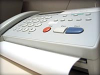 Envíenos un fax con su notificación.