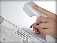 Llámenos por teléfono para cualquier consulta que necesite.