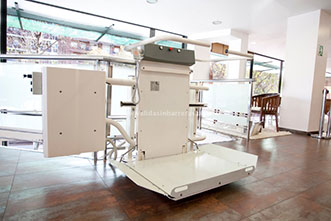Plataformas salvaescaleras DECOR