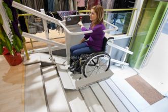 Plataformas salvaescaleras SPATIUM